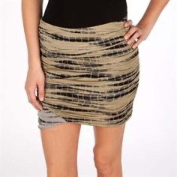 Free People Tire Died Contrasting Bodycon Ruched Mini Skirt - Picture 1 of 16